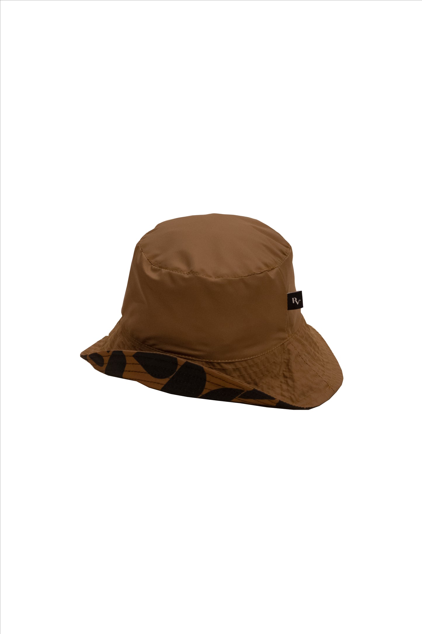 BUCKET HAT BALANCE