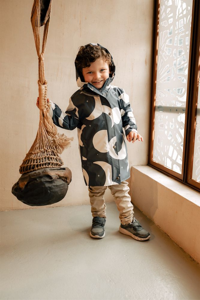 RAINCOAT LUNAS (PRE-ORDER)