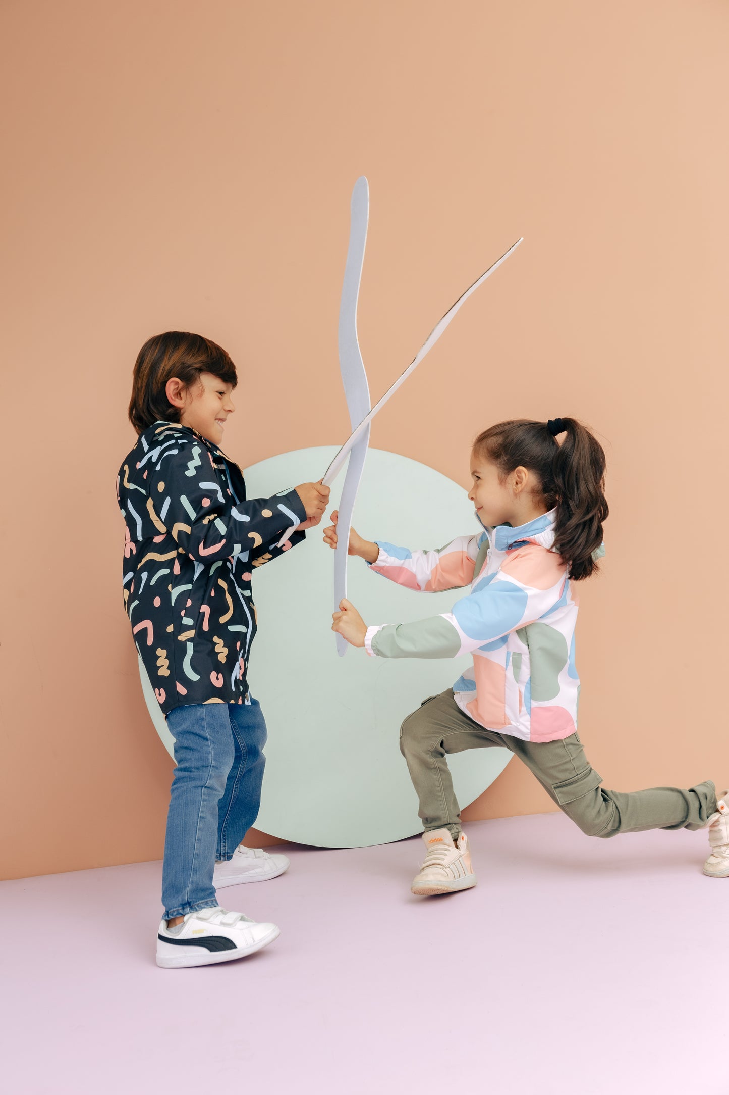 ROMPEVIENTOS BALLOONS (PRE-ORDER)