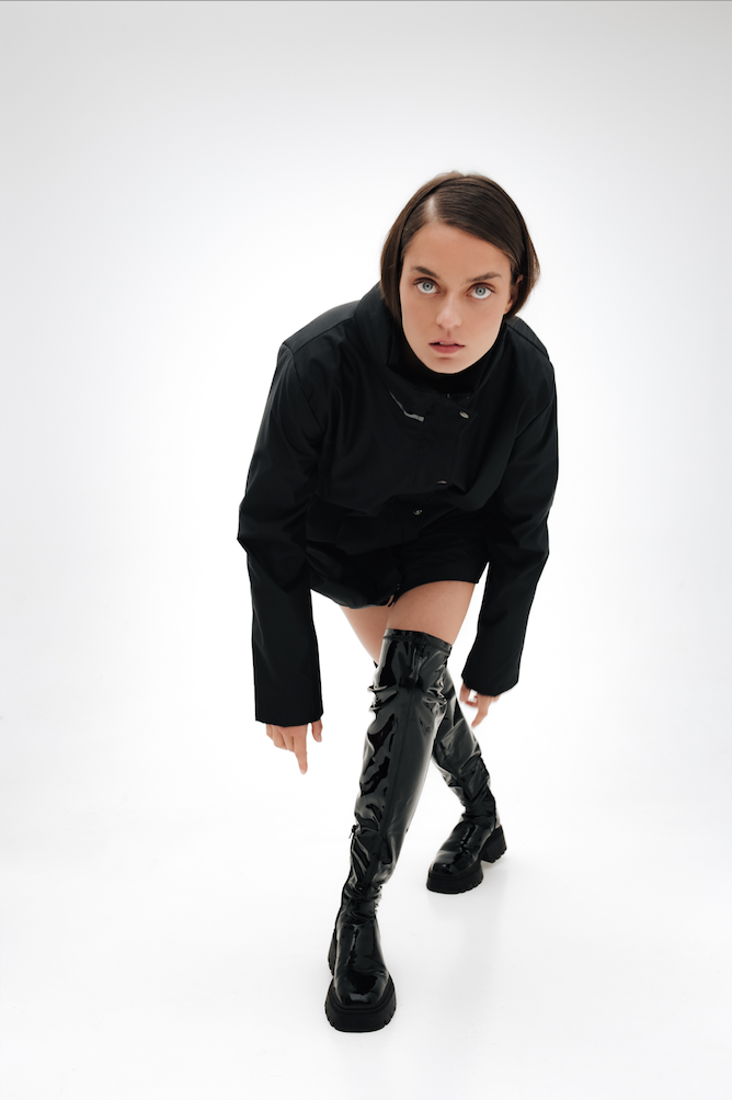RAINCOAT BLACK
